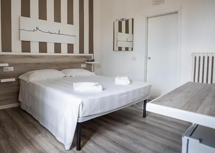 Отель Albergo Centrale Сиена