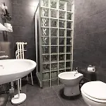 Centrale Hotel 2*