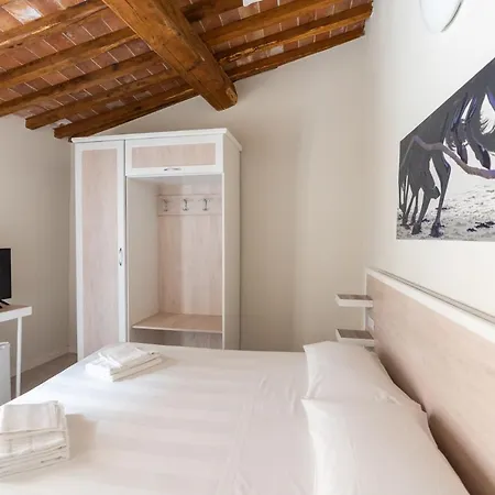 Готель Albergo Centrale