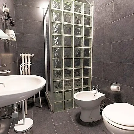 Albergo Centrale 2*