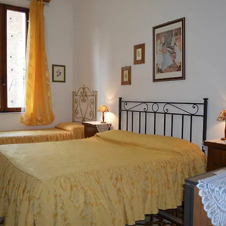 Albergo Centrale Готель Сієна