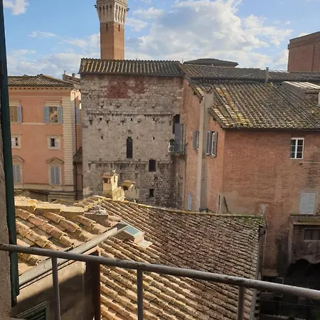 Albergo Centrale فندق سيينا
