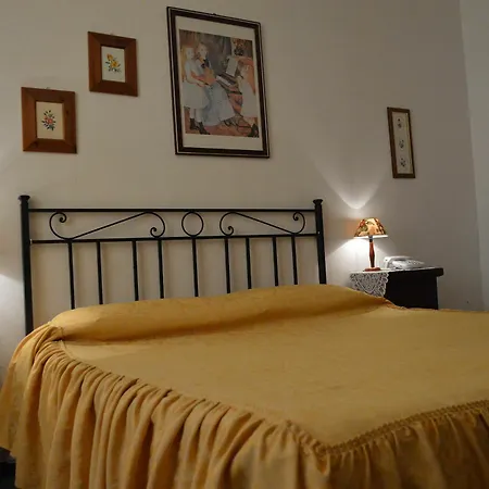 Szálloda Albergo Centrale 2*