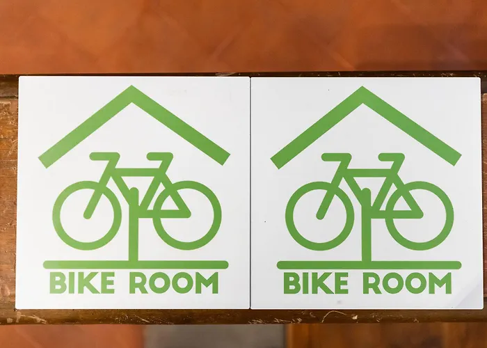 מלון Albergo Centrale 2*